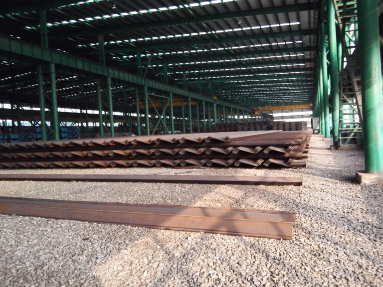 Steel Sheet Pile Without Internal Bracing System